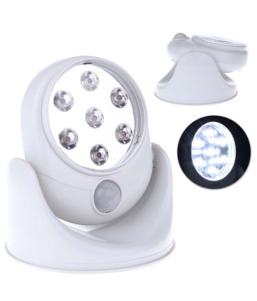 Draadloze LED lamp voor binnen en/of buiten met sensor in de kleur wit